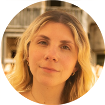 Alexandra Tesnakis, LMHC