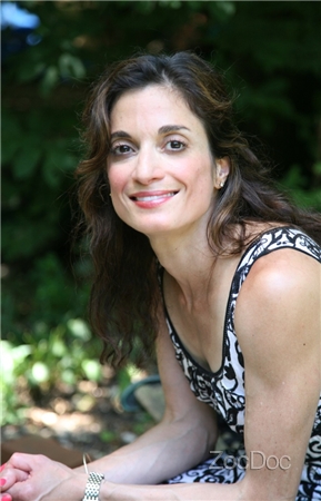 Azi Ahmadi, CDE, CDN, MS, RD