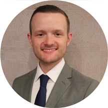 Dr. Adam Howe, DDS