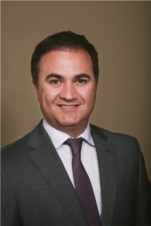 Dr. Afshin Arian, DMD