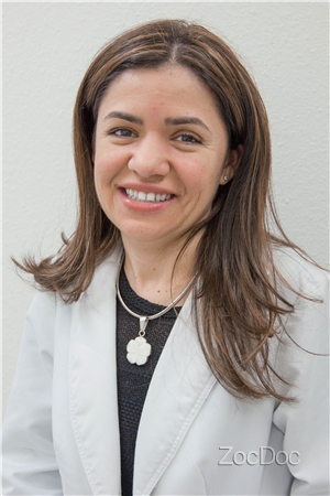 Dr. Claudia Vides, DDS