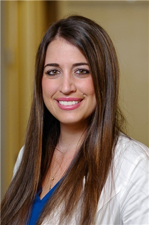 Dr. Dara Feinman, DMD