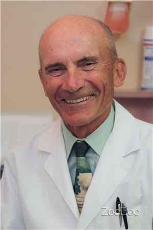 Dr. David Resnecksannes, MD