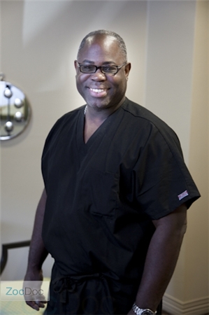 Dr. DeCarlo Noble, MD