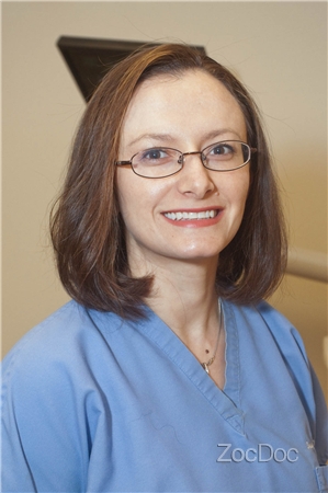 Dr. Denisse Hoan, DMD