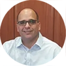 Dr. Fausto Nicieza, DMD