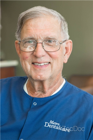 Dr. Greg Walling, DDS