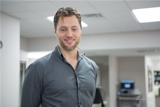 Dr. Jonathan Kuipers, DDS