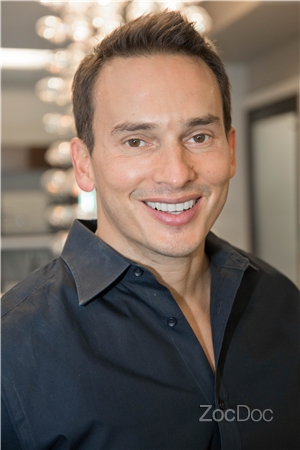 Dr. Julio E Hernandez, DMD