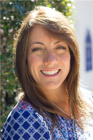 Dr. Kathleen Du Lac, DMD