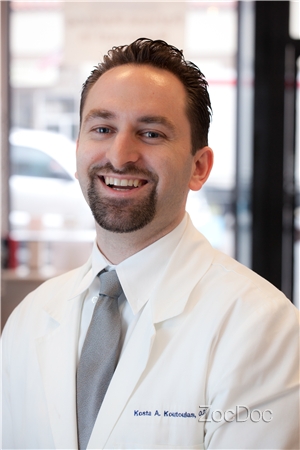 Dr. Kosta Koutoulas, OD