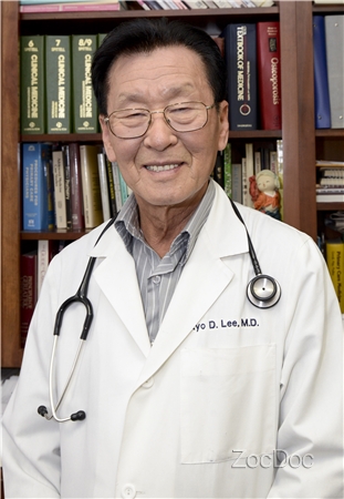 Dr. Kyo Lee, MD