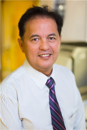Dr. Leonard Espinosa, DMD