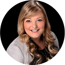 Dr. Lindsay Bogue, DC