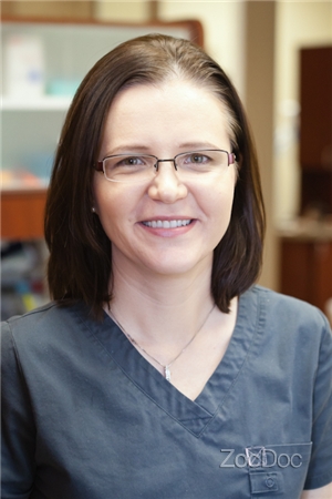 Dr. Magda Michniadowicz, DDS