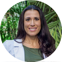 Dr. Mariana Vanezza Abreu, DMD