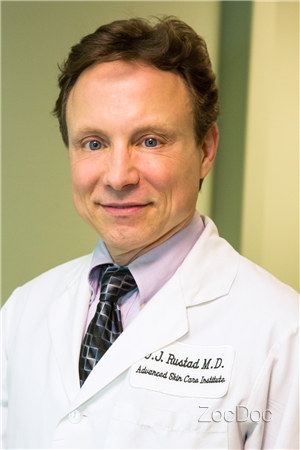 Dr. Olaf Rustad, MD