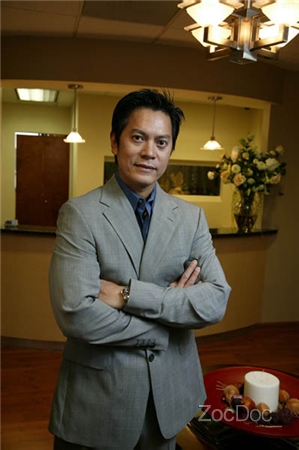 Dr. Quan Le, DDS