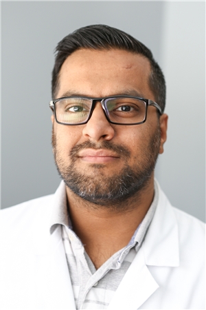 Dr. Rakesh Ahuja, MD