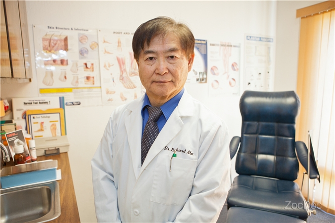 Dr. Richard Abe, DPM