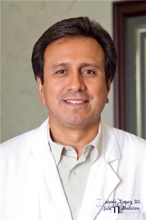 Dr. Roberto Lopez, DO