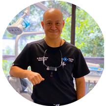 Dr. Roberto Reyes, DMD