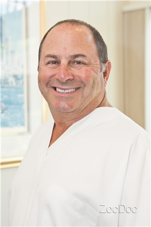 Dr. Thomas Farris, DDS