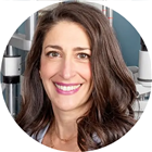 Dr. Vasi Alevras-Sztukowski, OD