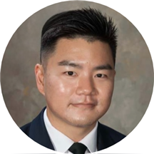 Dr. Vinh Hue, OD