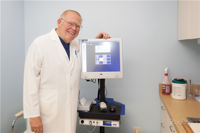 Dr. W. Lloyd Glover, Jr., MD