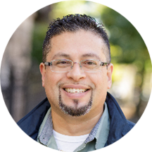 Efrain Ruiz, LAc