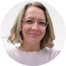 Elena Knepprath, LCSW
