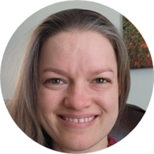 Julia Smail, LCPC