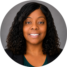 Kia Banks, LMSW
