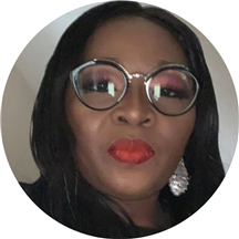 Lara Adeyemi, PMHNP