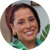 Larisa Correa, LCSW