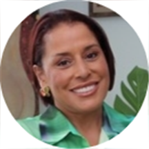 Larisa Correa, LCSW