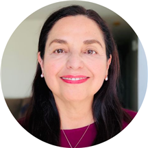 Lucia Palacios Ponce, LCSW