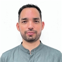 Luis Luna, LPC