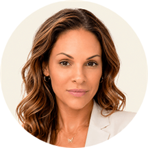 Mia Daveta, APRN