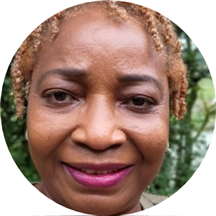 Toyin Akanni, PMHNP