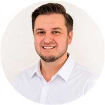 Yevgeniy Khadzhi, LCSW