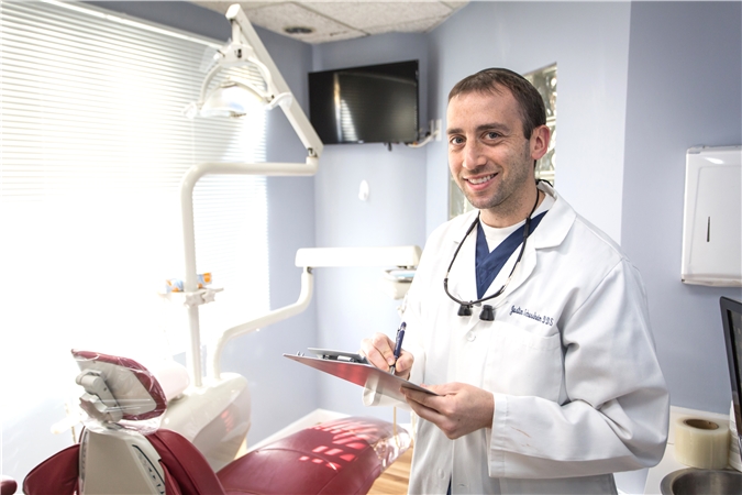 Dr. Justin Schussheim, DDS, Staten Island, NY | Dentist