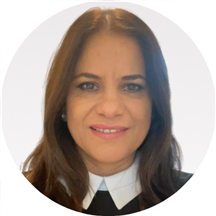 Adriana Flores, LMFT