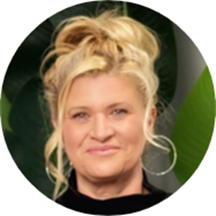 Deirdre Arato, LPC