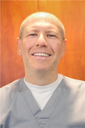 Dr. Aleksandr Shor, DMD