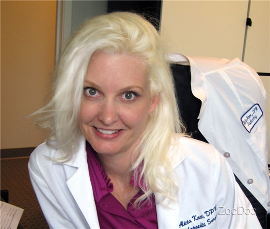 Dr. Alicia Knee, DPM