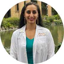 Dr. Arushi Oberoi, DDS