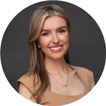 Dr. Daniela Naumovski, DDS