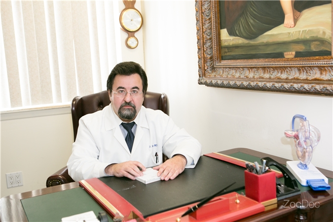 Dr. David Binder, MD